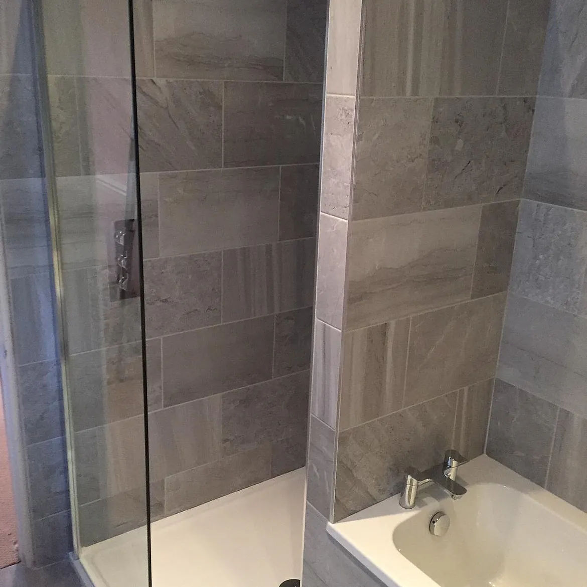 Walk-in shower - Loughton